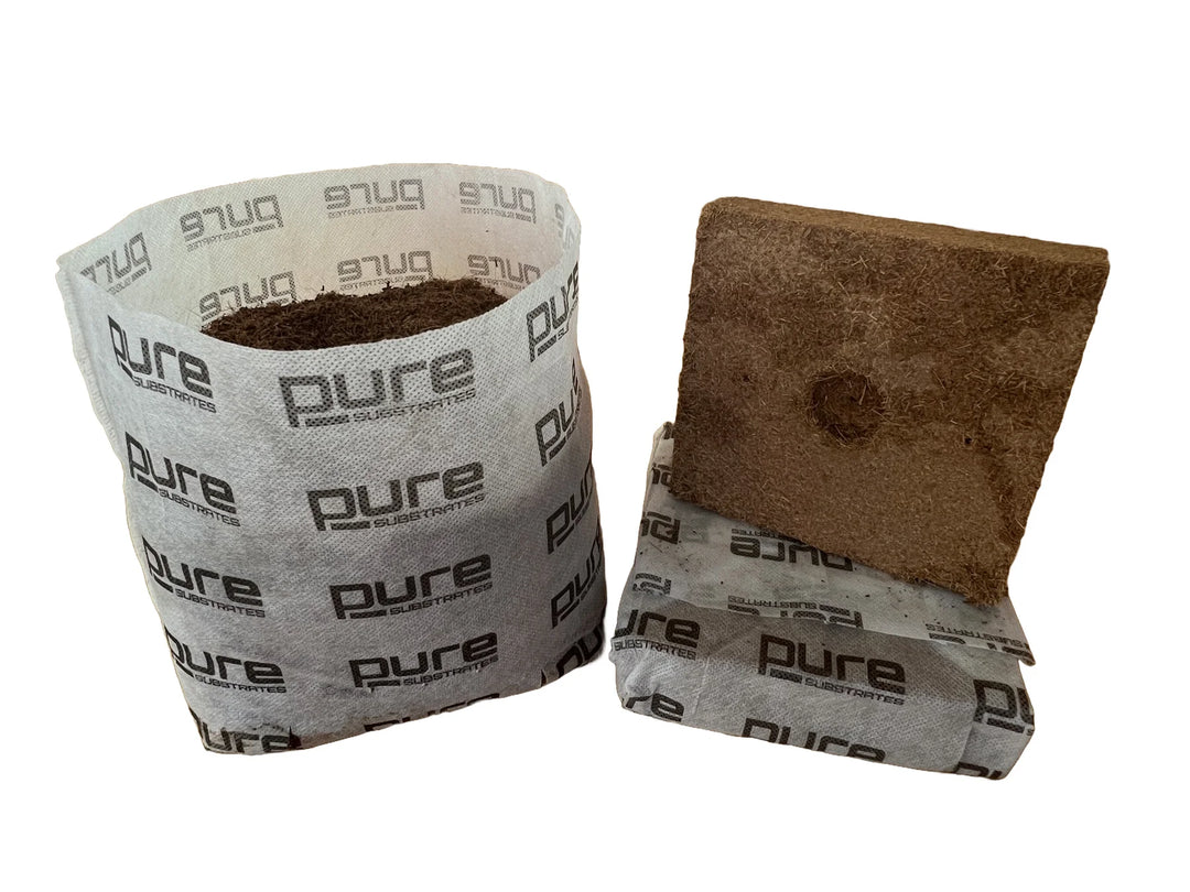 Fabric coco grow block expanded and fabric coco grow block compressed