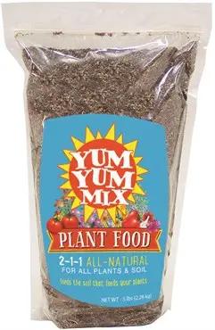Old Castle Lawn & Garden Yum Yum Mix Organic Fertilizer 2-1-1 ( 5lb )